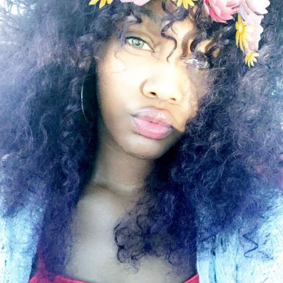 Meet your Posher, Kevinetta - Picture 1 of 1